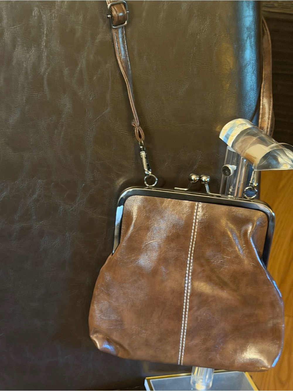 Vintage Brown Faux Leather Kiss Lock Frame-Top Satchel/Hand Bag NWOT - Picture 4 of 6